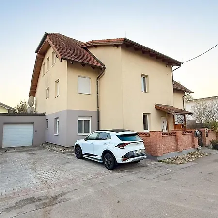 Vienna's Nature Corner - Charming Rooftop Family Lejlighed *